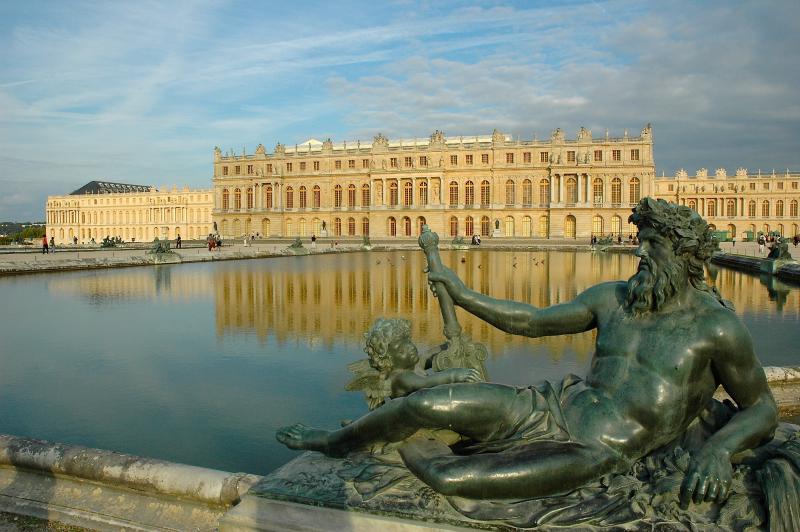 Name:  Versailles_chateau.jpg
Views: 704
Size:  69.1 KB