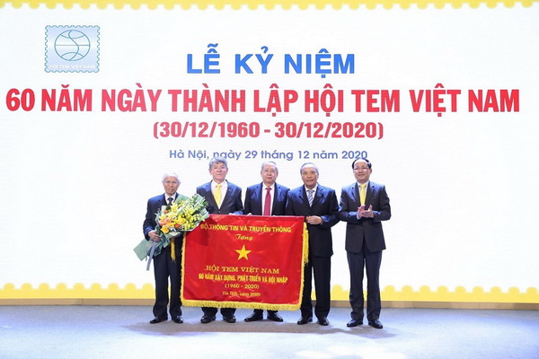 Name:  hoi-tem-viet-nam-ky-niem-60-nam-thanh-lap-1.jpg
Views: 1055
Size:  86.5 KB