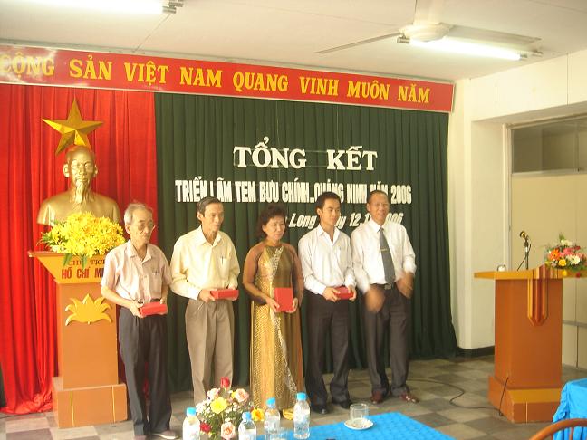 Name:  tong ket trao giai.JPG
Views: 261
Size:  53.7 KB