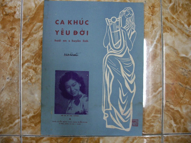 Name:  ca khúc yêu đời.JPG
Views: 4291
Size:  186.8 KB