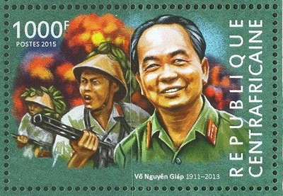 Tem Bưu chính Cộng hòa Trung Phi tôn vinh Đại tướng Võ Nguyên Giáp (phát hành năm 2015).